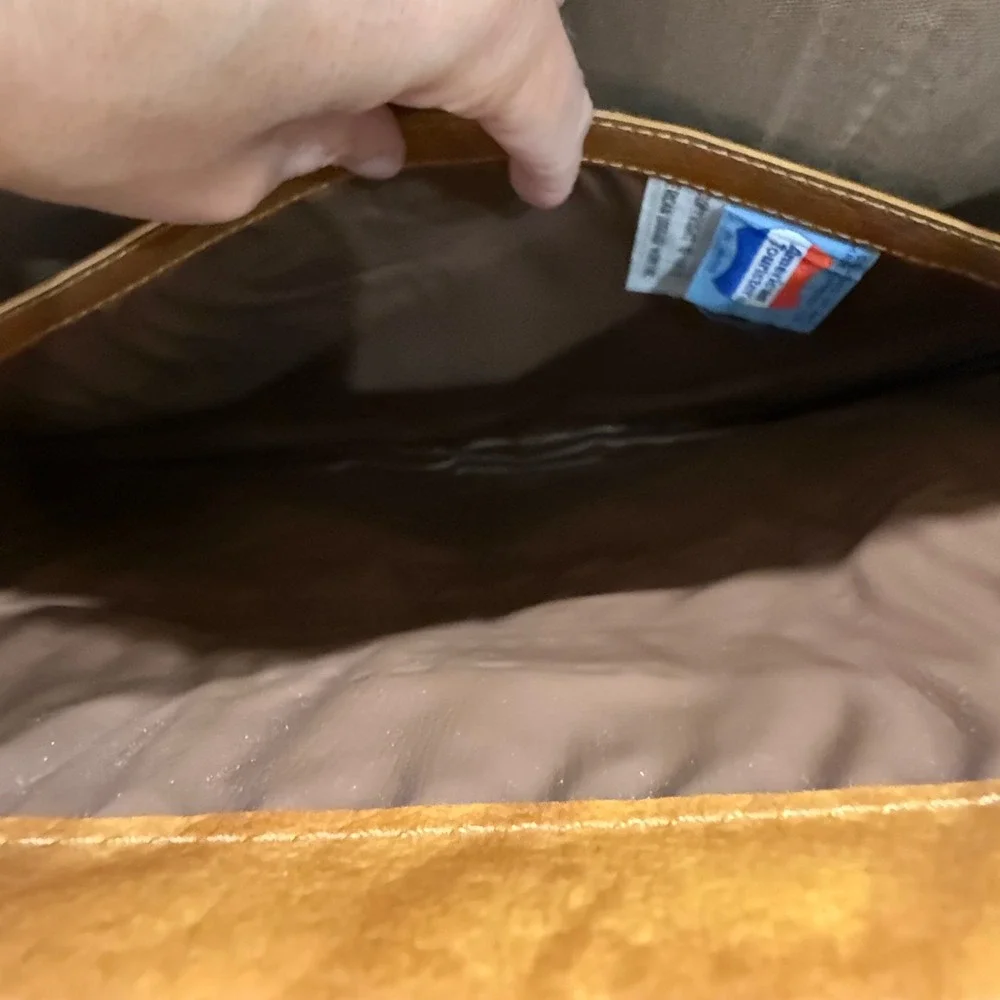 Vintage 1975 American Tourister Tan Faux Leather Document Clutch Bag Japan Made